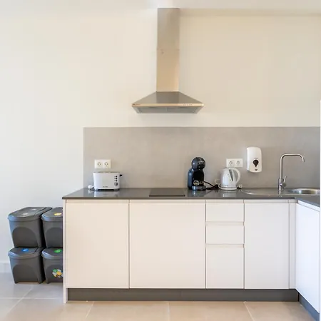 Delfin Azul 2 Free Parking By Time *